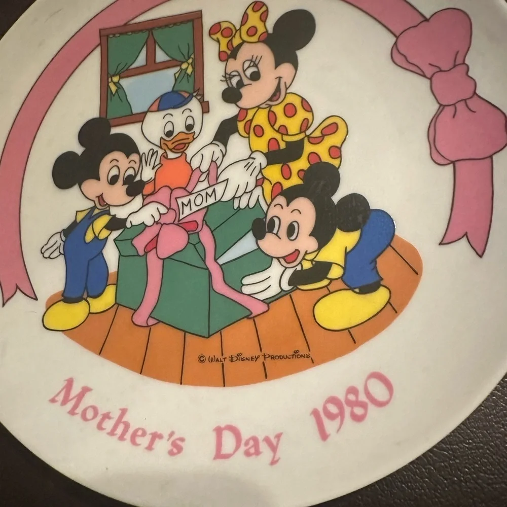 Disney collectors plate